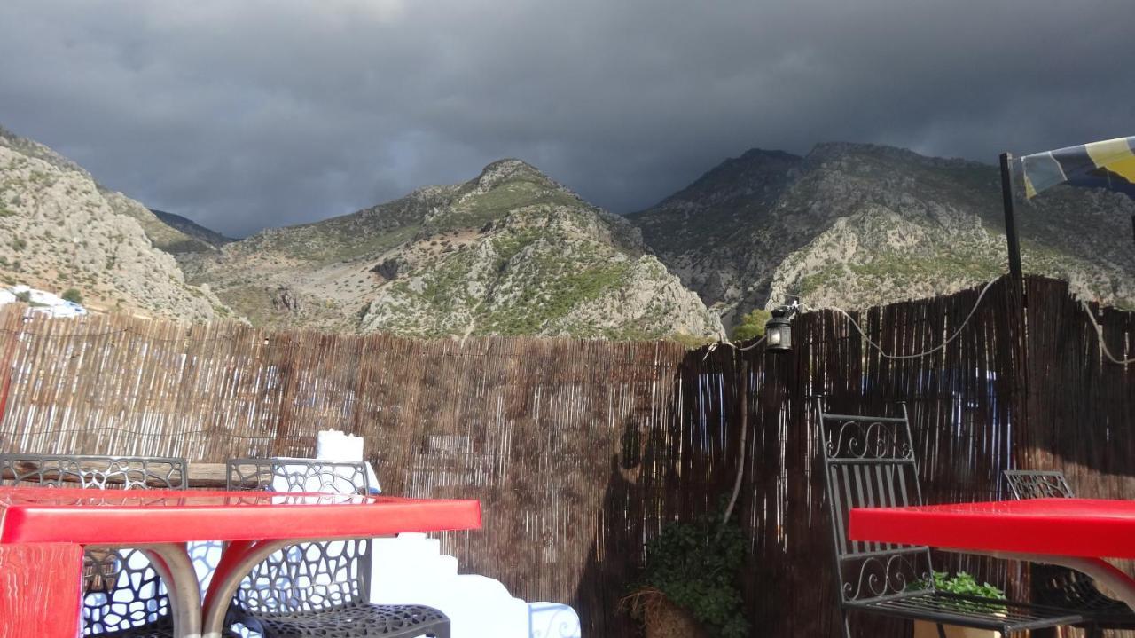 Riad Chourafa Chefchaouen Bagian luar foto