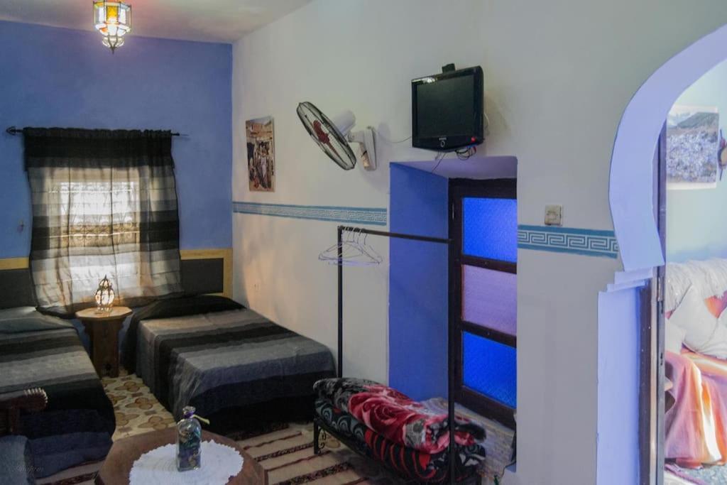 Riad Chourafa Chefchaouen Bagian luar foto