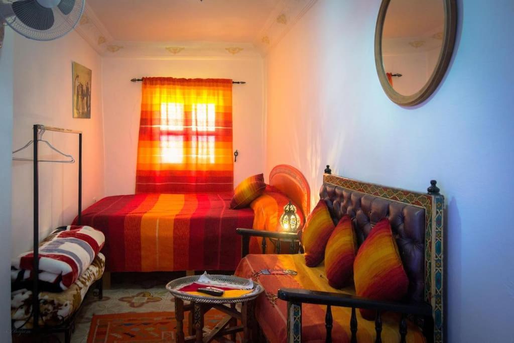 Riad Chourafa Chefchaouen Bagian luar foto