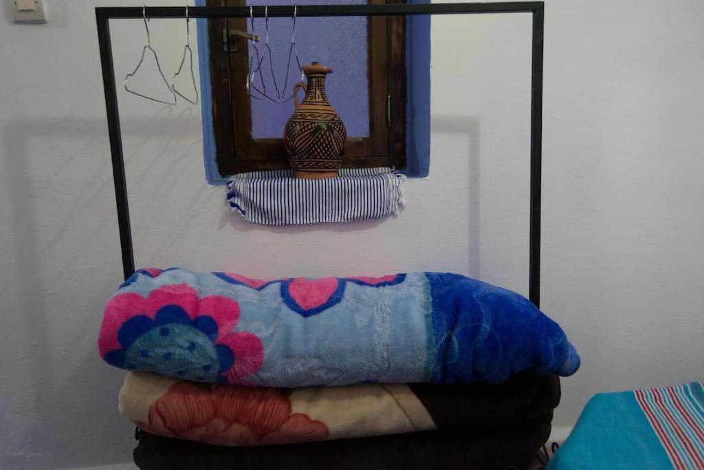 Riad Chourafa Chefchaouen Bagian luar foto