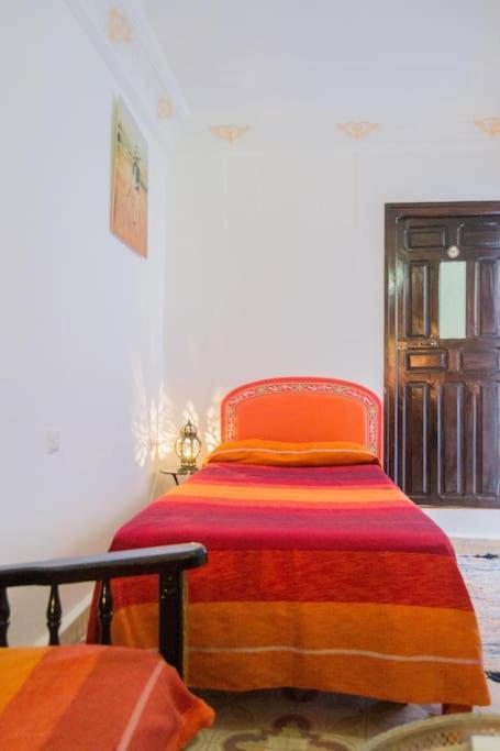 Riad Chourafa Chefchaouen Bagian luar foto